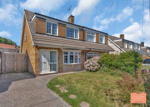 Lon Y Gors, Caerphilly, CF83 1DP