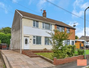 Heol Barri, Caerphilly, CF83 2LX