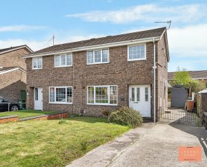 Lon Robin Goch, Caerphilly, CF83 2QN