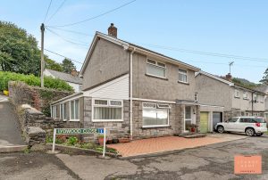 Lydwood Close, Machen, CF83 8PF