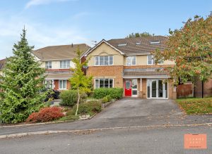 Henfron, Caerphilly, CF83 2NU