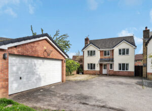 Chestnut Close, Machen, CF83 8LF